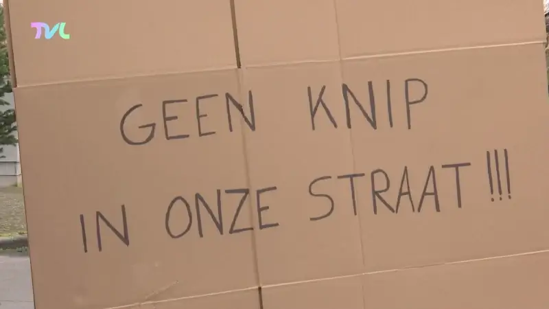 Hoofdafbeelding voor artikel Buurt protesteert tegen aanpassing…