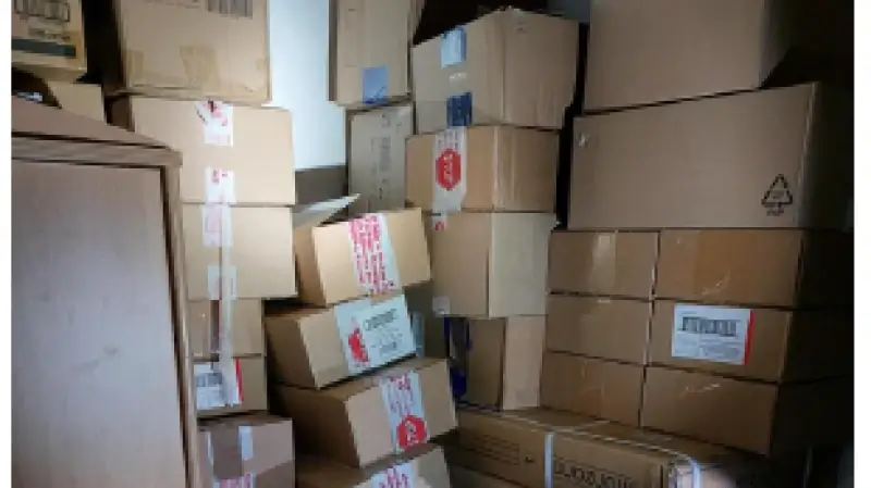 Hoofdafbeelding voor artikel 80.000 euro aan verloren postpakketjes…