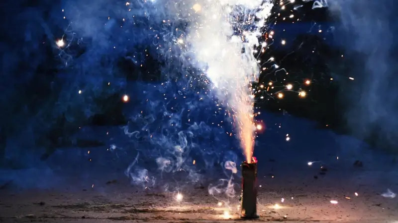 Politiezone LaMa controleert op verkoop vuurwerk: winkeluitbater slaat op de vlucht