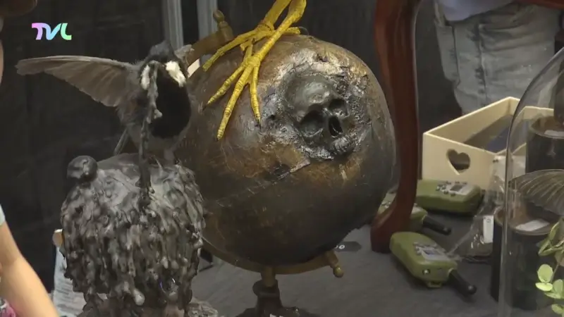 Hoofdafbeelding voor artikel Duystere Markt strijkt opnieuw…