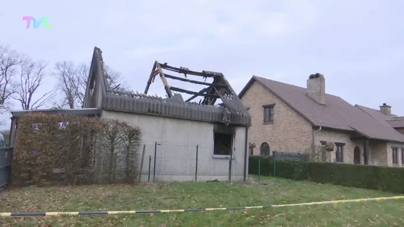 Hoofdafbeelding voor artikel Uitslaande brand verwoest…