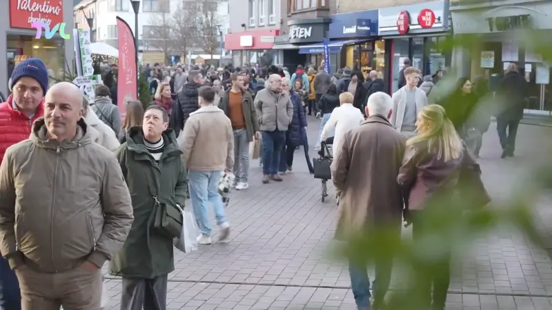 Hoofdafbeelding voor artikel Gezellige drukte op laatste…