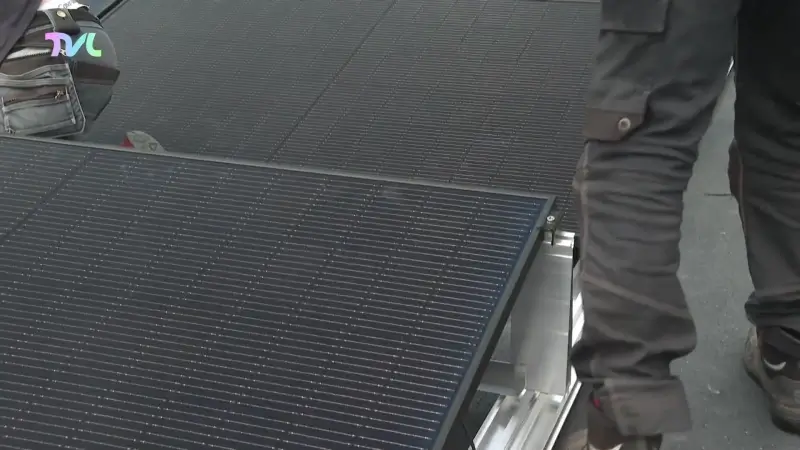 Hoofdafbeelding voor artikel Zonnepanelen verliezen terrein,…