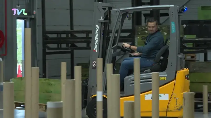 Hoofdafbeelding voor artikel Jonge mensen vonden job voor…