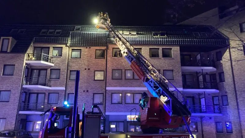 Hoofdafbeelding voor artikel 14 bewoners ge&euml;vacueerd uit…