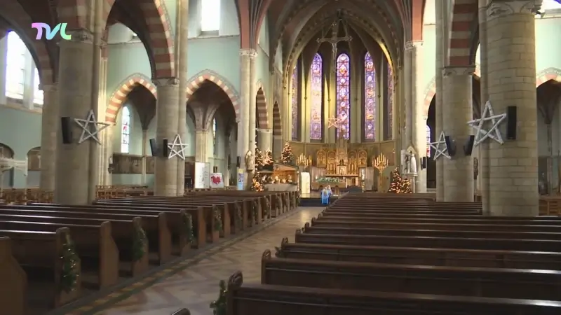 Hoofdafbeelding voor artikel Laatste misviering in kerk…