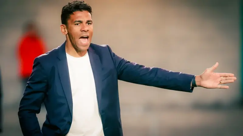 Hoofdafbeelding voor artikel Igor de Camargo nieuwe trainer…