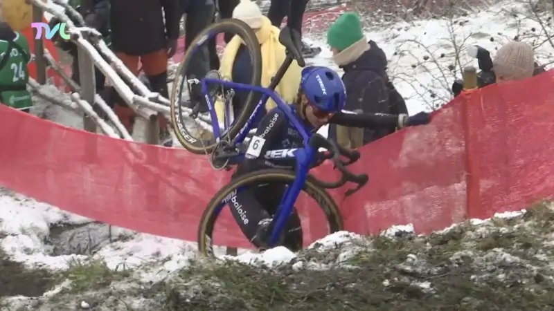 Hoofdafbeelding voor artikel Fleur Moors uit Bocholt pakt…