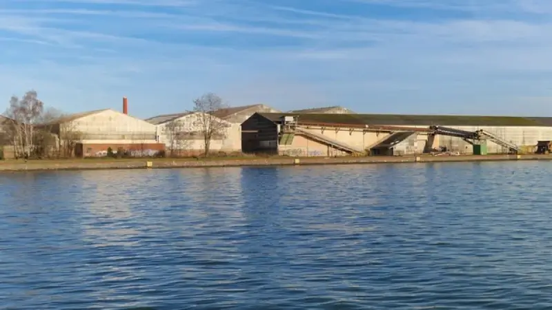 Hoofdafbeelding voor artikel Steinzeug-Keramo zet productie…