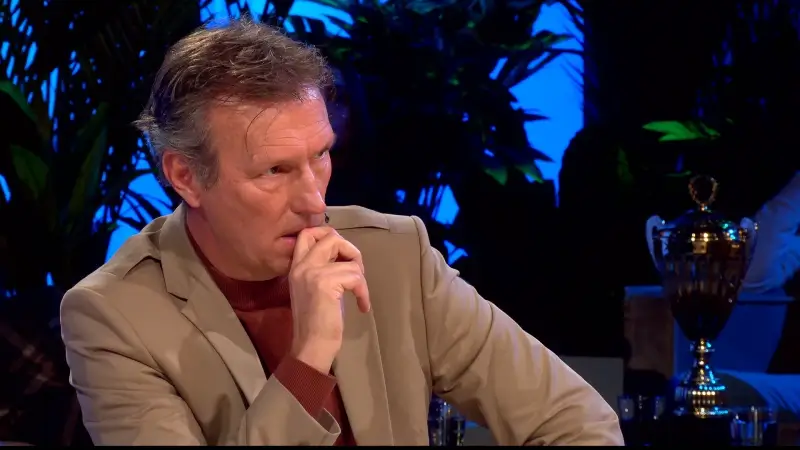 Hoofdafbeelding voor artikel Radja Nainggolan: "Patro haalt…