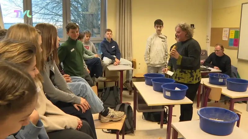 Hoofdafbeelding voor artikel Boeren leren Lummense leerlingen…