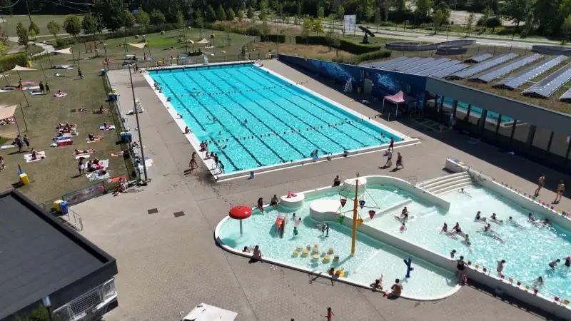 Hoofdafbeelding voor artikel Scheuren in buitenzwembad…