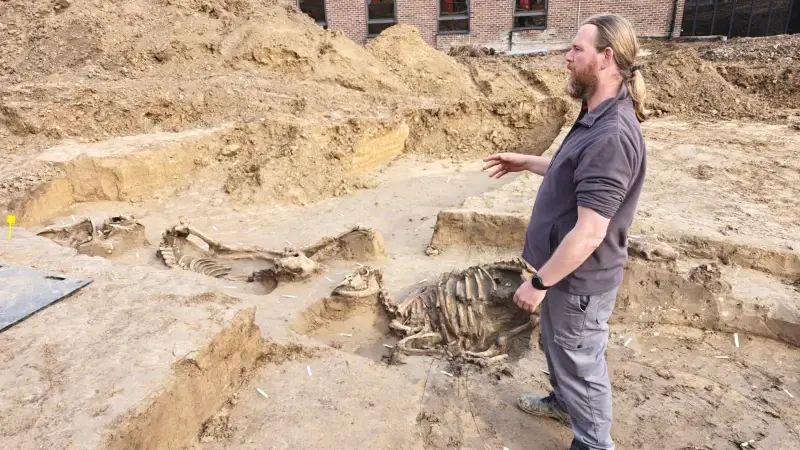 Hoofdafbeelding voor artikel Archeologen presenteren vondsten…