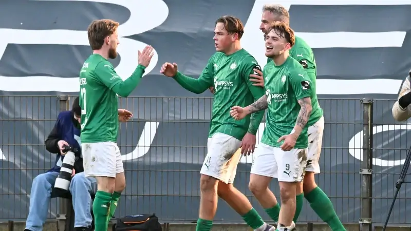 Hoofdafbeelding voor artikel Lommel pakt drie punten tegen…