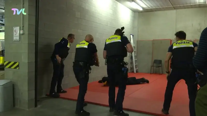 Hoofdafbeelding voor artikel 120 Limburgse agenten opgeleid…