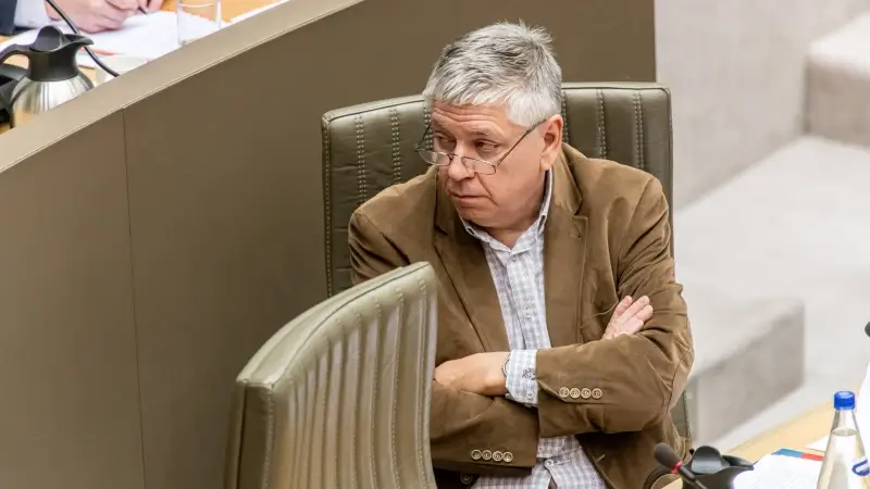 Hoofdafbeelding voor artikel Jo Vandeurzen na beroerte…