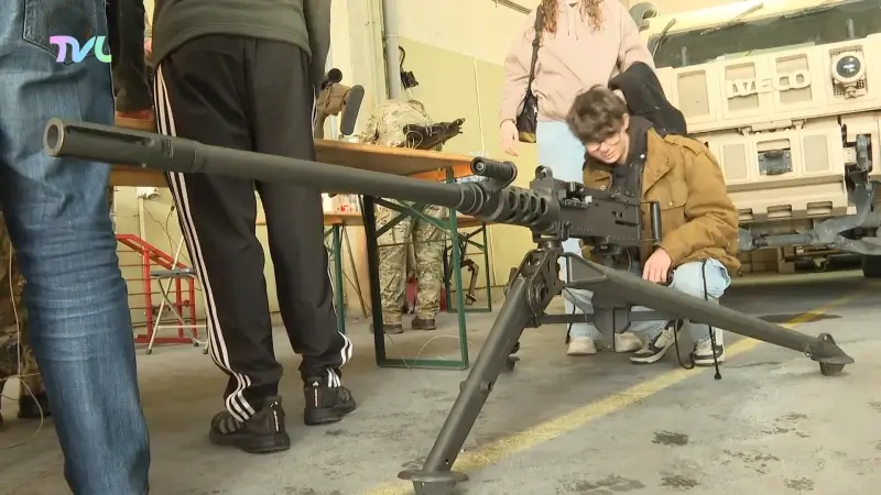 Hoofdafbeelding voor artikel Luchtmachtbasis Kleine Brogel…