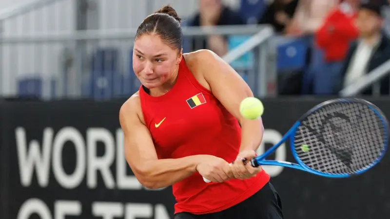 Hoofdafbeelding voor artikel Sofia Costoulas stoot door…