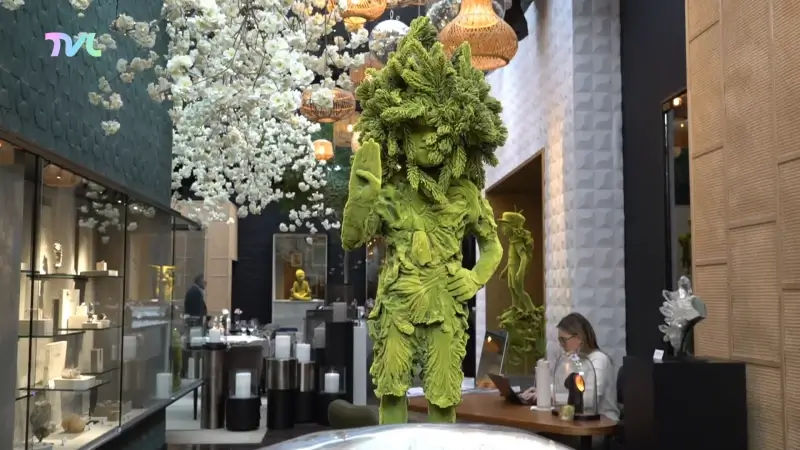 Hoofdafbeelding voor artikel Unieke keramieksculpturen…