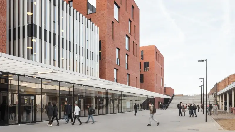 Hoofdafbeelding voor artikel Buurt HAST reageert op scholenplan:…