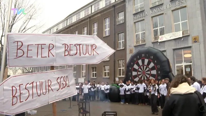 Hoofdafbeelding voor artikel Leerkrachten VJC en Kindsheid…