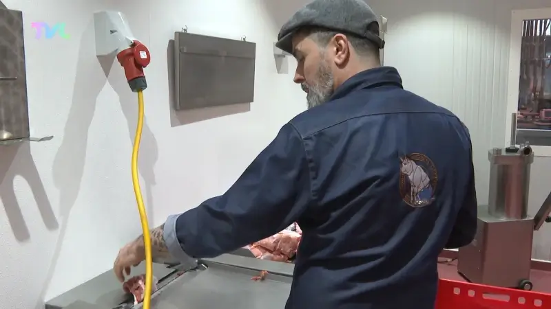 Hoofdafbeelding voor artikel Terwijl beenhouwers uitsterven…