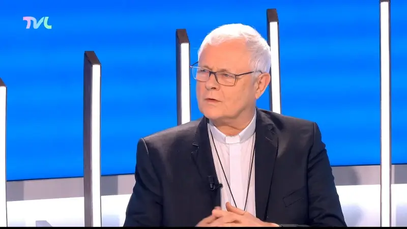 Hoofdafbeelding voor artikel Bisschop Hoogmartens krijgt…