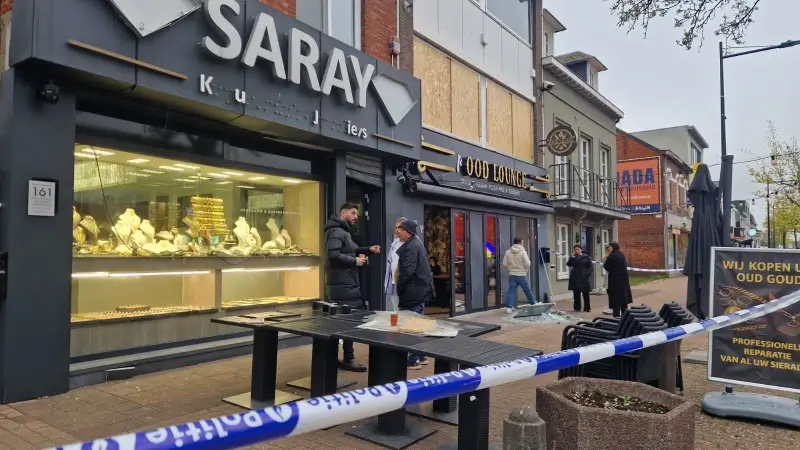 Hoofdafbeelding voor artikel Knal schrikt buurt op: poging…