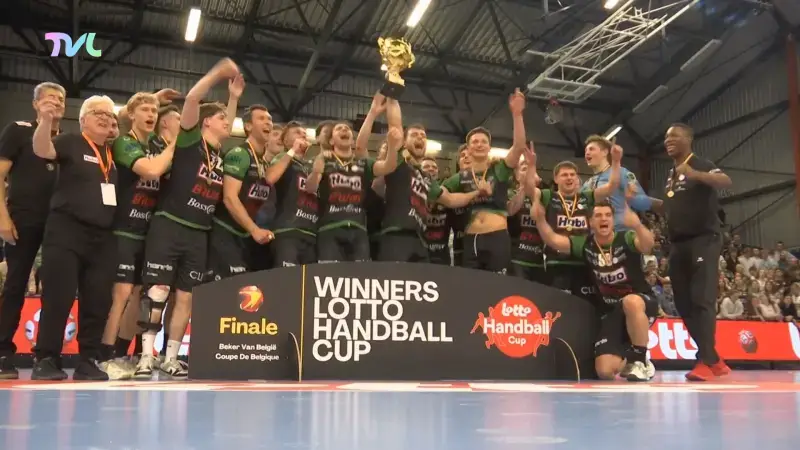 Hoofdafbeelding voor artikel Feest bij Hubo Handbal na…