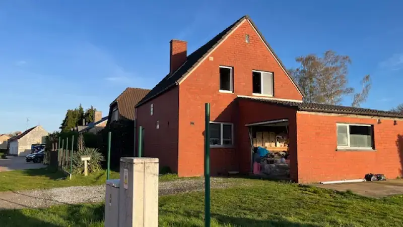 Hoofdafbeelding voor artikel Berings huis onbewoonbaar…