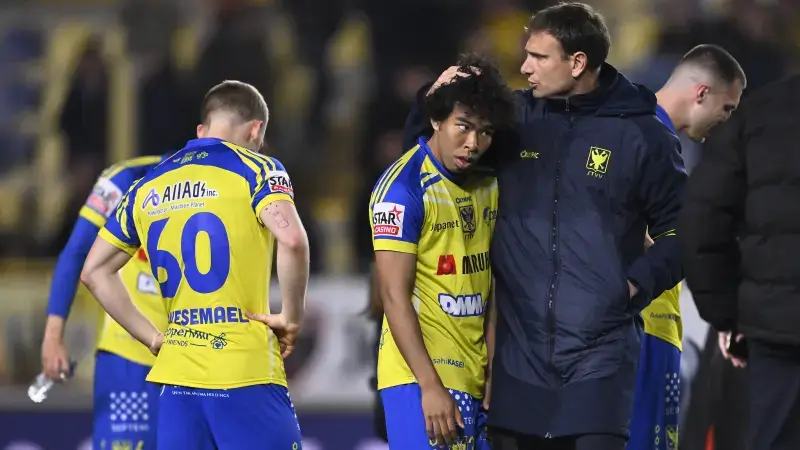 Hoofdafbeelding voor artikel STVV thuis onderuit tegen…