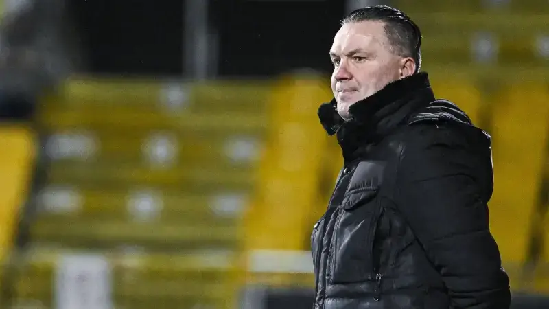 Hoofdafbeelding voor artikel Stijn Vreven blijft op Daknam