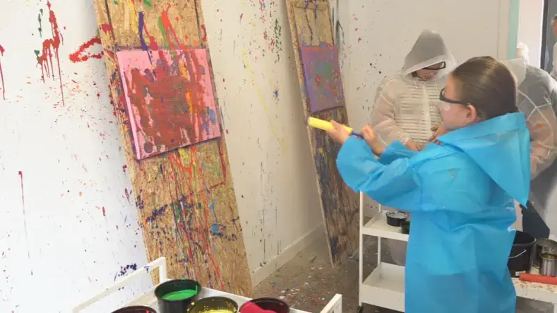 Hoofdafbeelding voor artikel Creatief kliederen met verf…