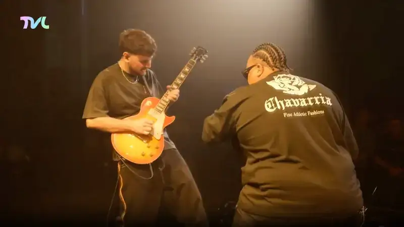 Hoofdafbeelding voor artikel Dikke verrast festivalgangers…