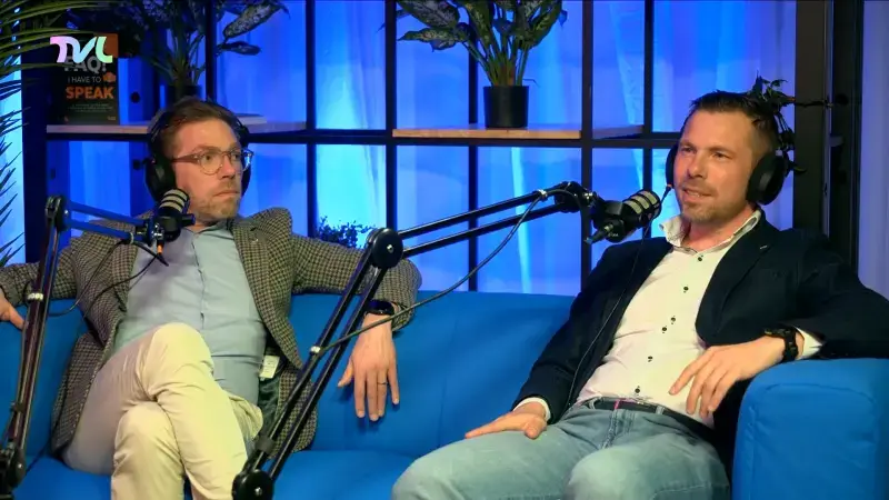 Blind Date Bizz Podcast: Royal Crown