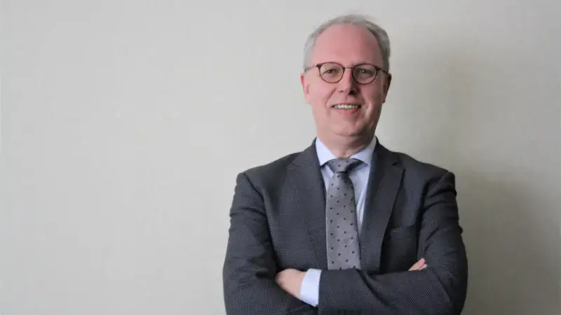 Hoofdafbeelding voor artikel Francis Loyens nieuwe referent…