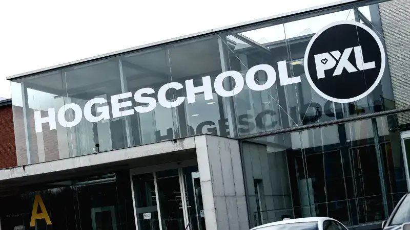 Hoofdafbeelding voor artikel PXL wil zij-instromers sneller…