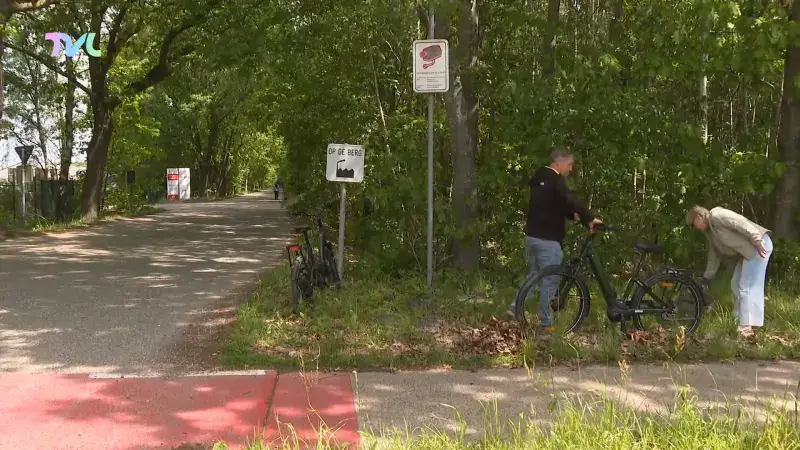 Hoofdafbeelding voor artikel Eerste gebouwen op Op De Berg…