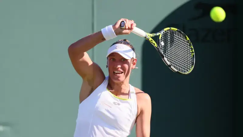 Hoofdafbeelding voor artikel Yanina Wickmayer opent nieuw…