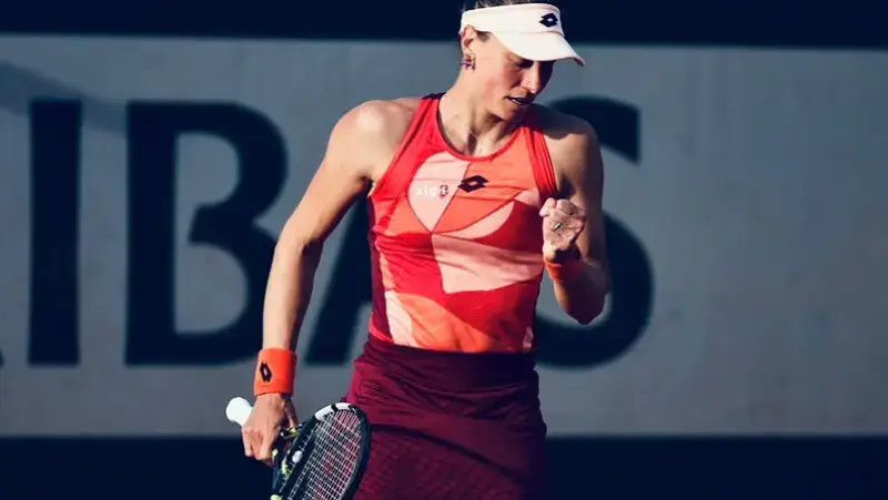Hoofdafbeelding voor artikel Yanina Wickmayer opent nieuw…