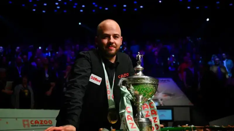 Hoofdafbeelding voor artikel Maasmechelse snookerkampioen…
