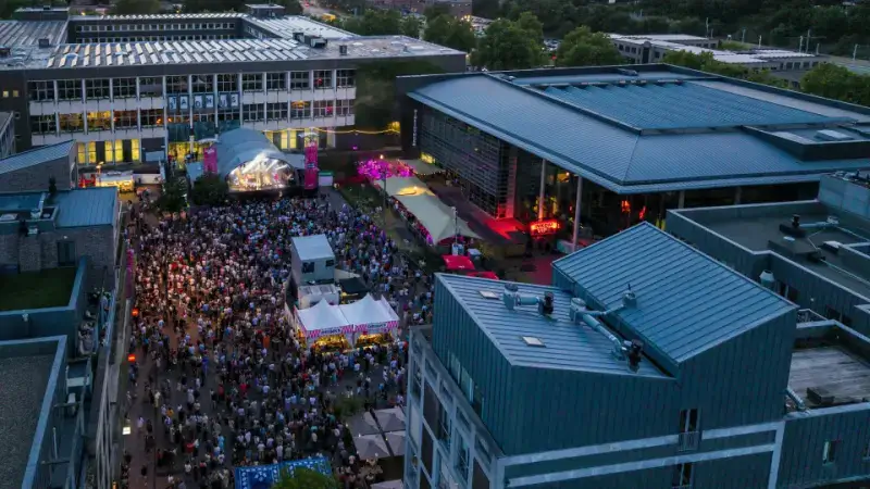 Hoofdafbeelding voor artikel Genk On Stage schrapt zaterdagmiddagprogramma…