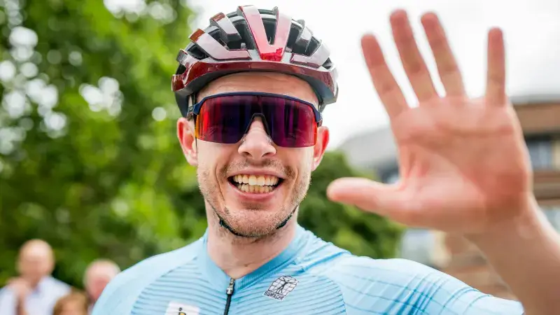Hoofdafbeelding voor artikel Paralympi&euml;r Tim Celen doet…