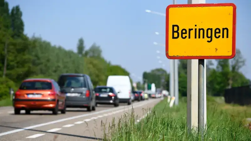 Hoofdafbeelding voor artikel Nederlanders aangehouden na…