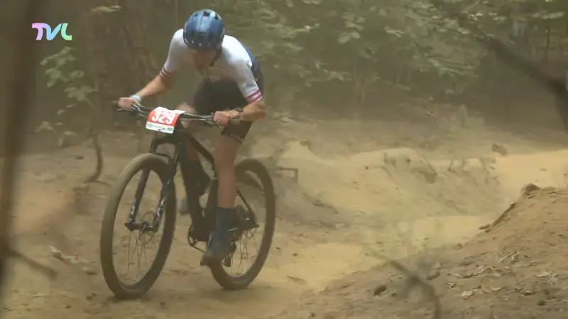 BK Mountainbike: Schuermans 3e bij elite, Van Lee wint bij junioren