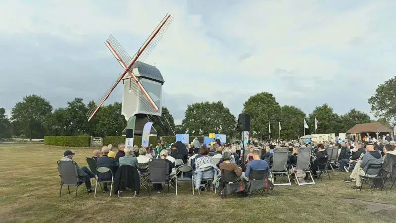 Hoofdafbeelding voor artikel Lommelse Leyssensmolen onvangt…