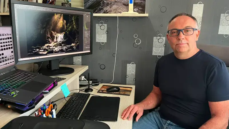 Hoofdafbeelding voor artikel Breese hondenfotograaf wint…