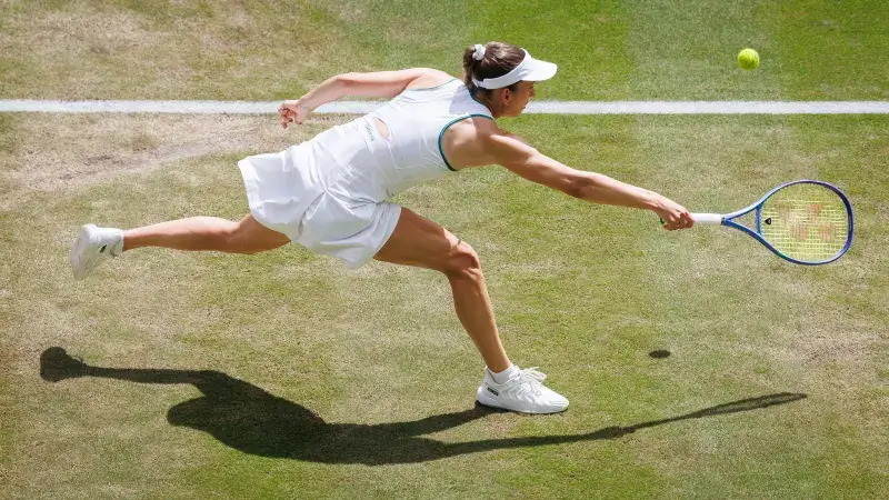 Hoofdafbeelding voor artikel Elise Mertens naar derde ronde…