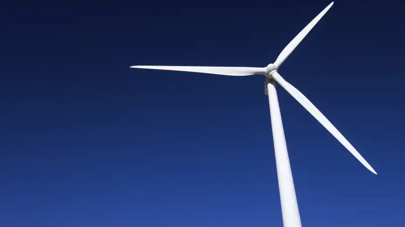 Hoofdafbeelding voor artikel Windmolen op bedrijfsterrein…
