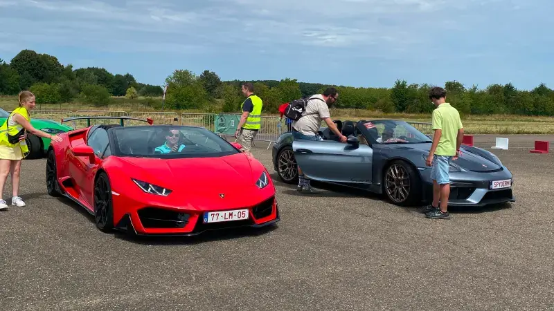 Hoofdafbeelding voor artikel Cars4Kids bezorgt zieke kinderen…